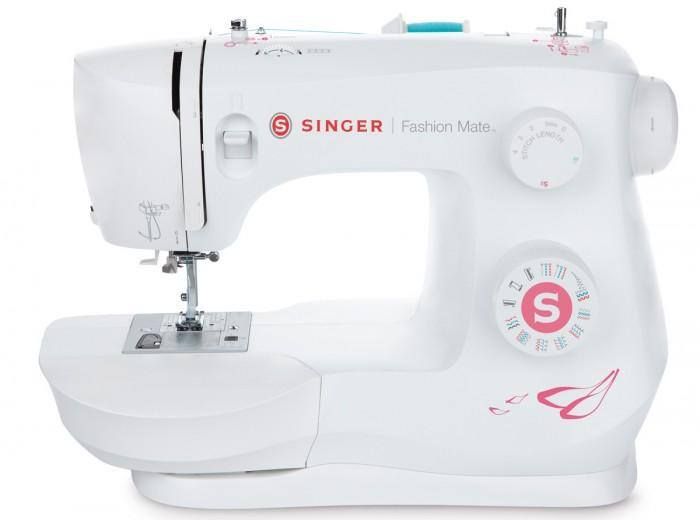 máquina de coser blanca